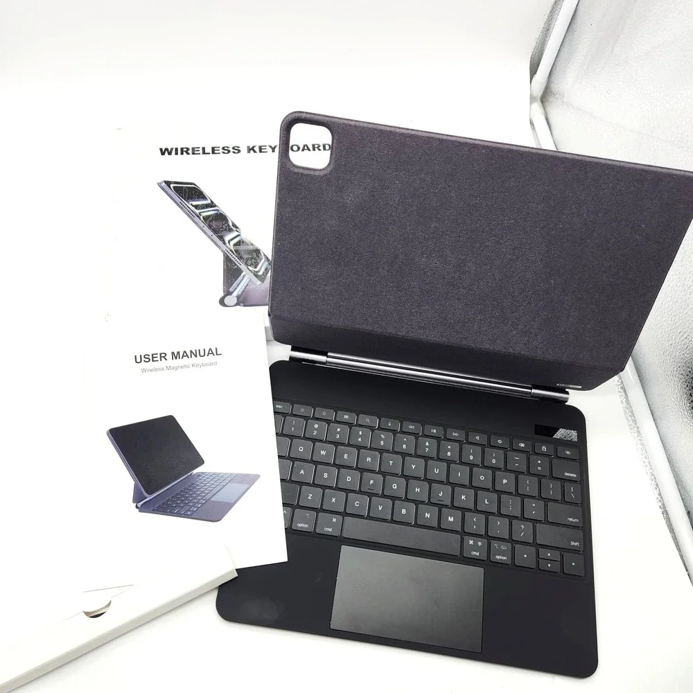 CHESONA iPad Pro 13 Case Keyboard Backlit Trackpad Floating Stand Black